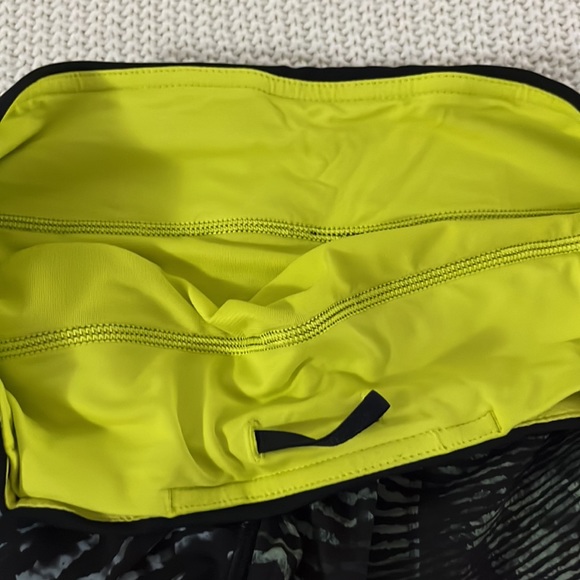 RARE Lululemon Seawheeze 2016 Speed Short - Picture 5 of 5